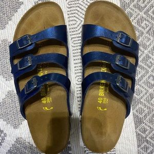 Birkenstock metallic blue women’s sandals